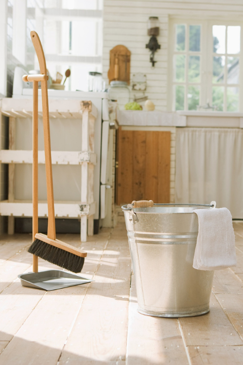 Drikker du kefir, men gør rent med klor? Det glemte mikrobiom i dit hjem